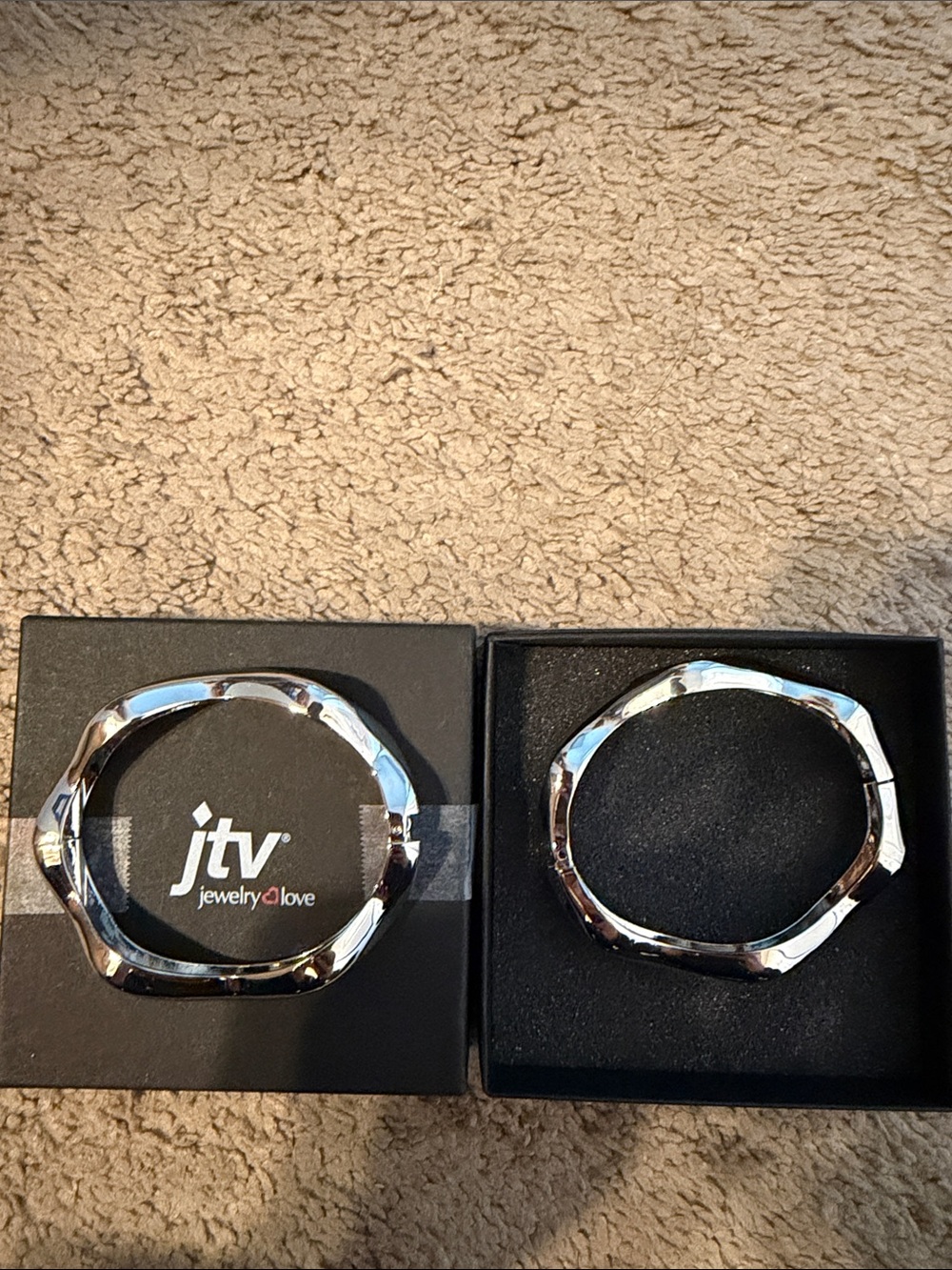 JTV Silver Sculpted Faceted Bangle Bracelets